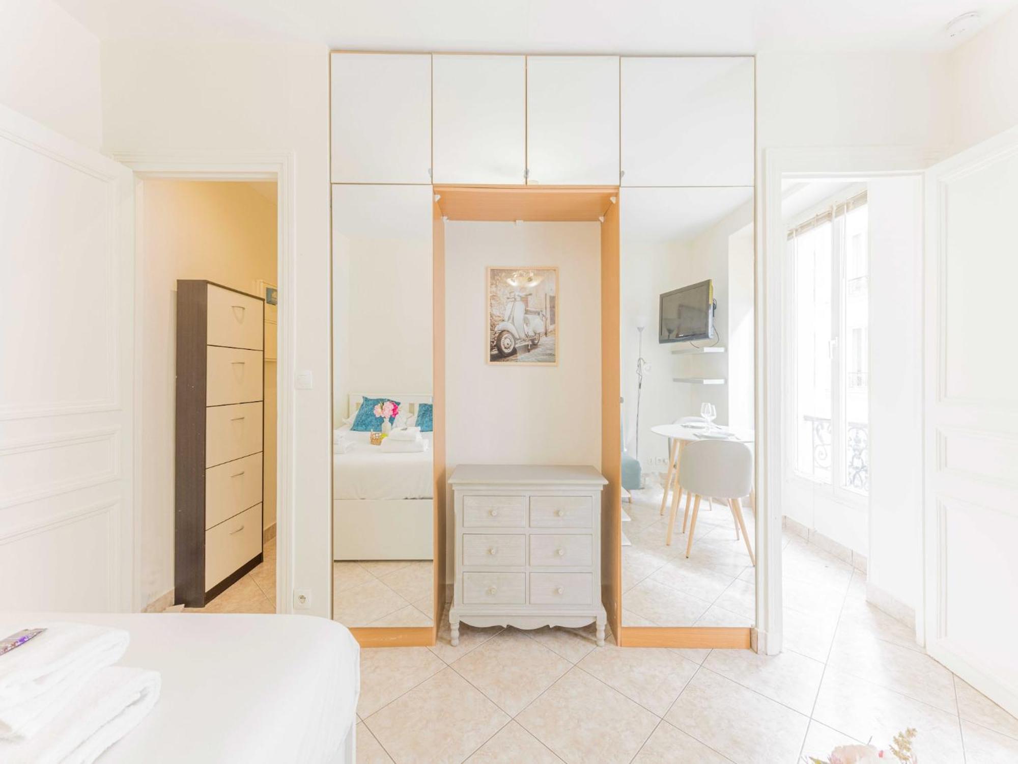 Cosy Studio For Two Tour Eiffel Champs De Mars Paris Dış mekan fotoğraf